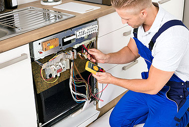 Ремонт посудомоечных машин Electrolux в Челябинске — сервис Мастер24, цена от 1650 руб