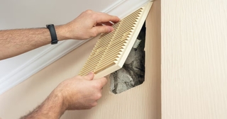 Монтаж вентиляционной решетки в Челябинске в октябре