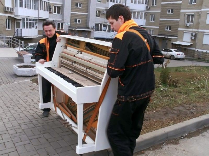 Перевозка пианино и рояля в Челябинске — цена от 825 руб., грузчики, упаковка — Мастер24